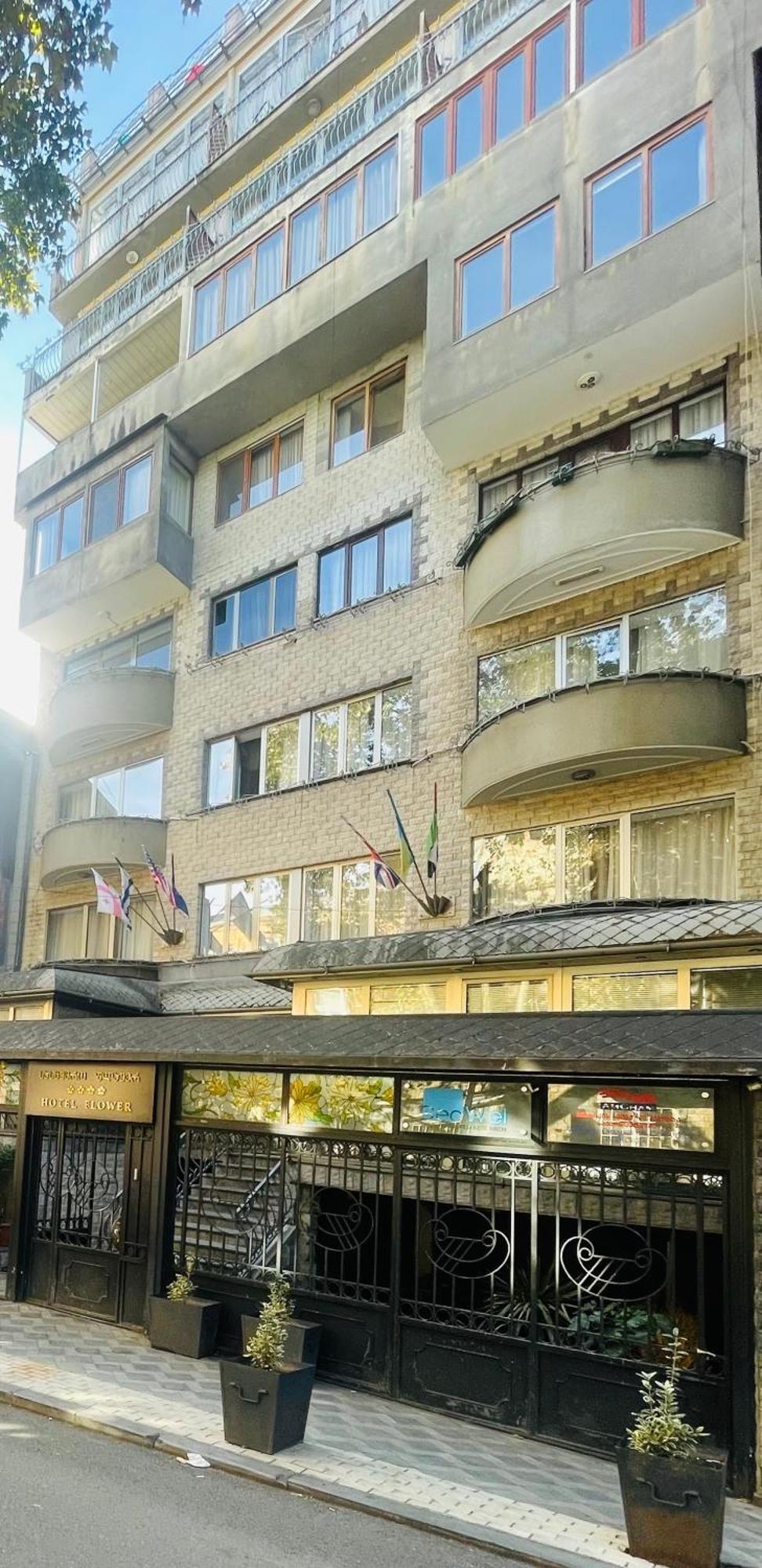 Hotel Four Seasons Tbilisi Exteriör bild
